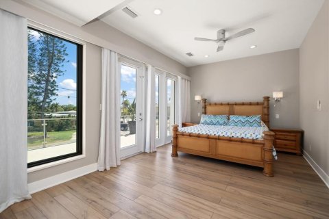 Villa ou maison à vendre à Redington Beach, Floride: 4 chambres, 297.47 m2 № 1750673 - photo 28