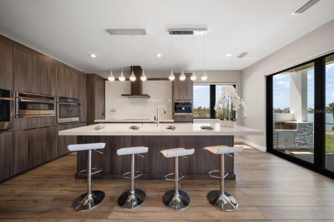 Villa ou maison à vendre à Redington Beach, Floride: 4 chambres, 297.47 m2 № 1750673 - photo 15