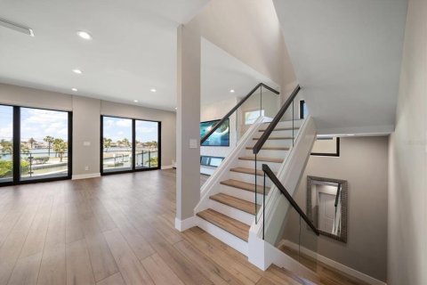 Villa ou maison à vendre à Redington Beach, Floride: 4 chambres, 297.47 m2 № 1750673 - photo 7
