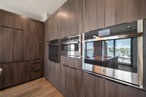 Villa ou maison à vendre à Redington Beach, Floride: 4 chambres, 297.47 m2 № 1750673 - photo 21