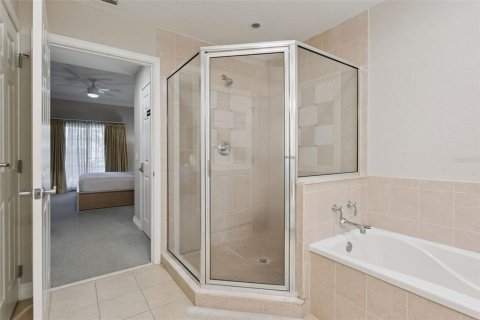 Condo in Kissimmee, Florida, 3 bedrooms № 2196423 - photo 25