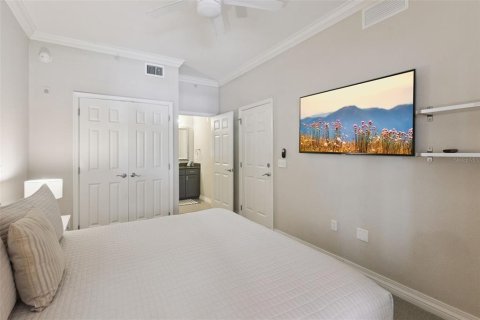 Condo in Kissimmee, Florida, 3 bedrooms № 2196423 - photo 16