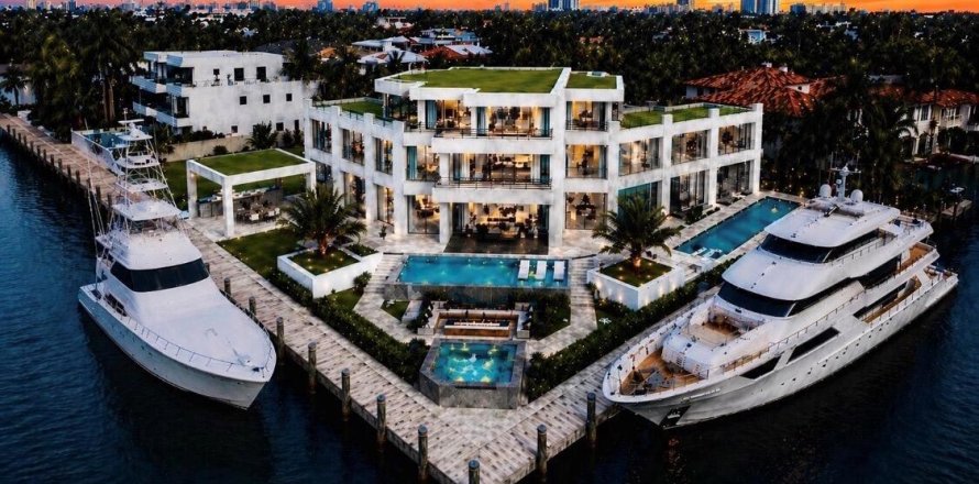 Villa ou maison à Fort Lauderdale, Floride 7 chambres, 929.02 m2 № 2191970
