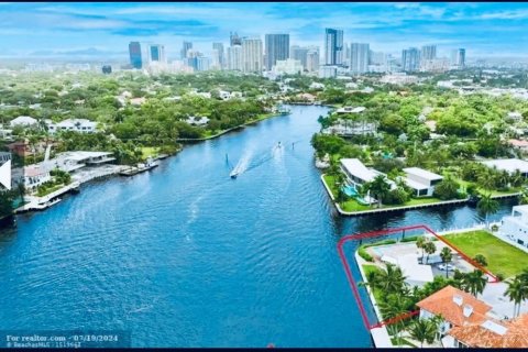 Villa ou maison à vendre à Fort Lauderdale, Floride: 7 chambres, 929.02 m2 № 2191970 - photo 11