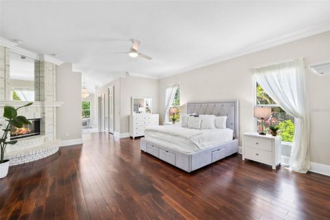 House in Clearwater, Florida 8 bedrooms, 733.93 sq.m. № 1847141 - photo 23