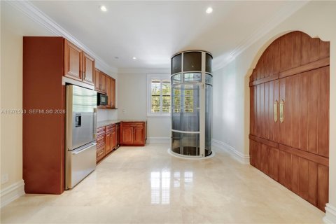 Villa ou maison à vendre à Pinecrest, Floride: 7 chambres, 781.96 m2 № 2080025 - photo 18