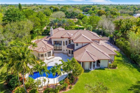 Villa ou maison à vendre à Pinecrest, Floride: 7 chambres, 781.96 m2 № 2080025 - photo 26