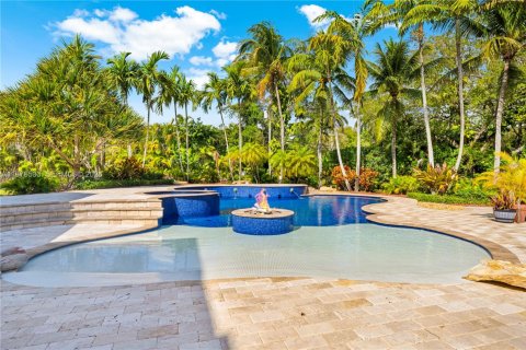Villa ou maison à vendre à Pinecrest, Floride: 7 chambres, 781.96 m2 № 2080025 - photo 29