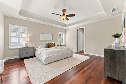 Casa en venta en Tampa, Florida, 5 dormitorios, 302.77 m2 № 2437443 - foto 20