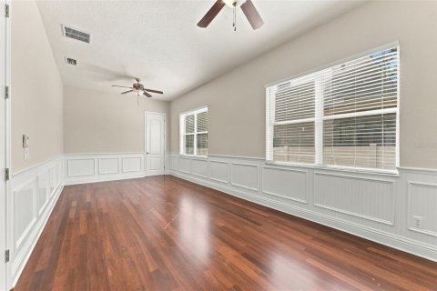 Casa en venta en Tampa, Florida, 5 dormitorios, 302.77 m2 № 2437443 - foto 17