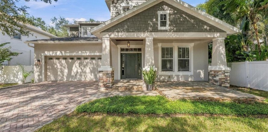 Casa en Tampa, Florida 5 dormitorios, 302.77 m2 № 2437443