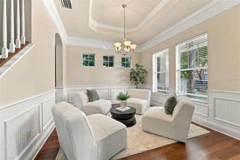 Casa en venta en Tampa, Florida, 5 dormitorios, 302.77 m2 № 2437443 - foto 3
