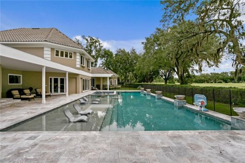 House in Tampa, Florida 4 bedrooms, 630.71 sq.m. № 2213066 - photo 5