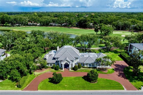 House in Tampa, Florida 4 bedrooms, 630.71 sq.m. № 2213066