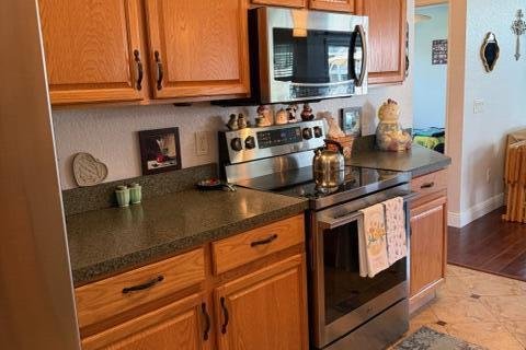 House in Port St. Lucie, Florida 4 bedrooms, 185.06 sq.m. № 2082985 - photo 30