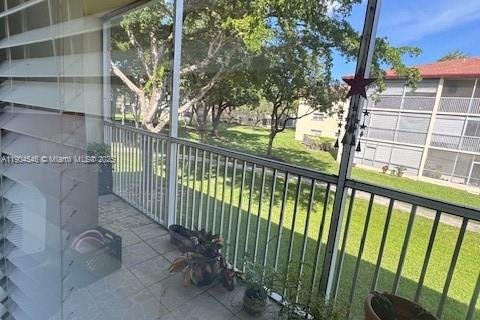 Copropriété à vendre à Pembroke Pines, Floride: 1 chambre, 75.34 m2 № 1954998 - photo 17