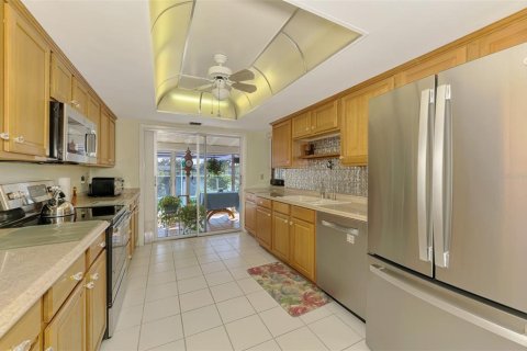 Villa ou maison à vendre à Sarasota, Floride: 2 chambres, 173.54 m2 № 1524727 - photo 10