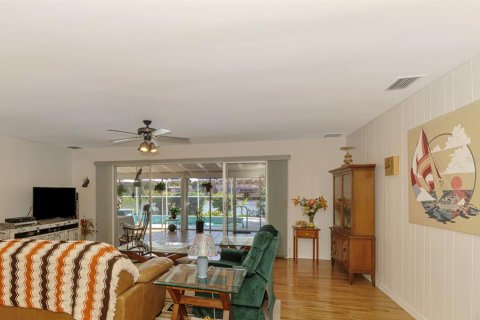 Villa ou maison à vendre à Sarasota, Floride: 2 chambres, 173.54 m2 № 1524727 - photo 8