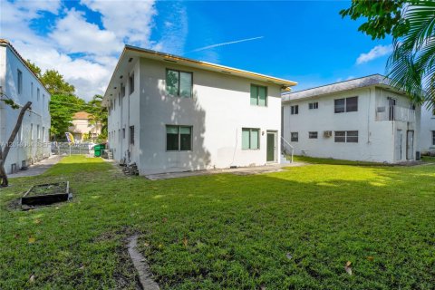 Commercial property in Miami, Florida 260.41 sq.m. № 2090216 - photo 16