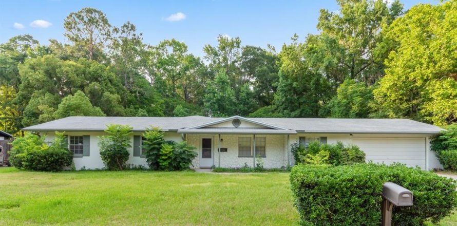 Casa en Gainesville, Florida 3 dormitorios, 211.54 m2 № 1884877
