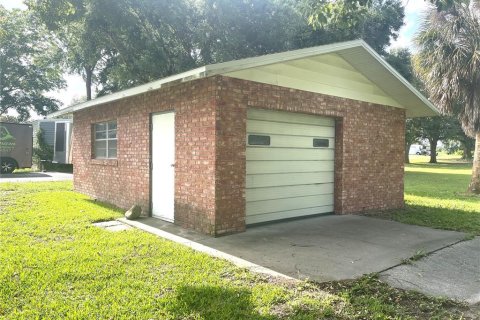 House in Wildwood, Florida 3 bedrooms, 136.01 sq.m. № 2138740 - photo 3