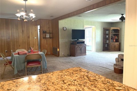 House in Wildwood, Florida 3 bedrooms, 136.01 sq.m. № 2138740 - photo 13