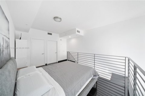 Condominio en venta en Miami, Florida, 1 dormitorio, 63.73 m2 № 1937218 - foto 15