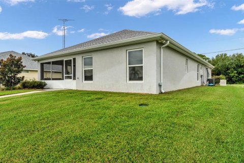 House in Lake Placid, Florida 3 bedrooms, 133.13 sq.m. № 1914575 - photo 29