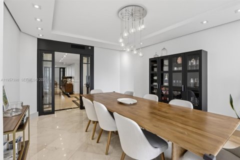 Condo in Aventura, Florida, 3 bedrooms  № 2022154 - photo 21