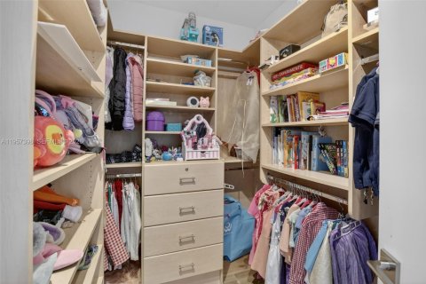 Condo in Aventura, Florida, 3 bedrooms  № 2022154 - photo 30