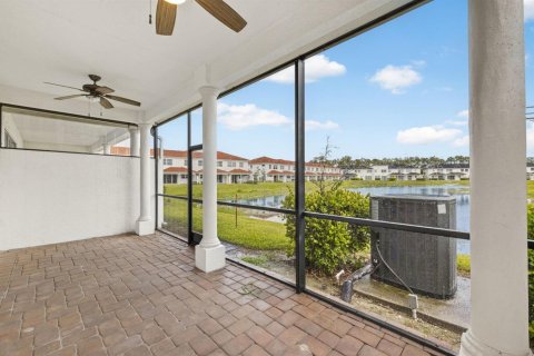 Townhouse in Naples, Florida 4 bedrooms, 160.54 sq.m. № 2179926 - photo 28