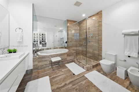 Condo in Sunny Isles Beach, Florida, 3 bedrooms  № 1781668 - photo 18
