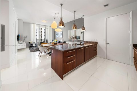 Condo in Sunny Isles Beach, Florida, 3 bedrooms  № 1781668 - photo 14