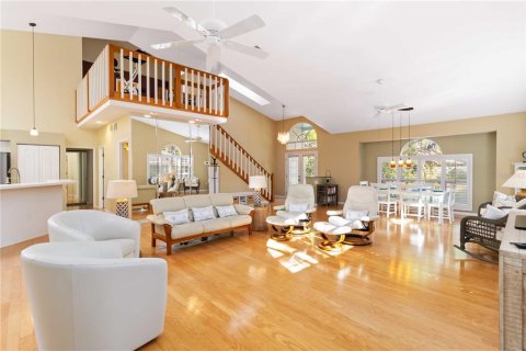 House in Bradenton, Florida 4 bedrooms, 283.82 sq.m. № 1734062 - photo 7
