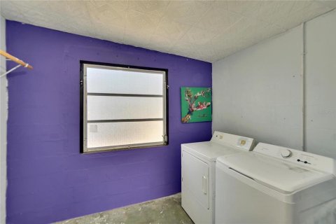 Casa en venta en Sun City Center, Florida, 2 dormitorios, 124.77 m2 № 1563644 - foto 26