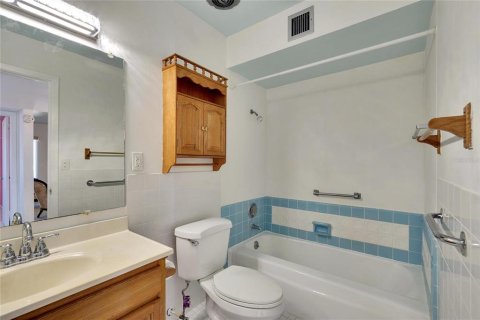 Casa en venta en Sun City Center, Florida, 2 dormitorios, 124.77 m2 № 1563644 - foto 27