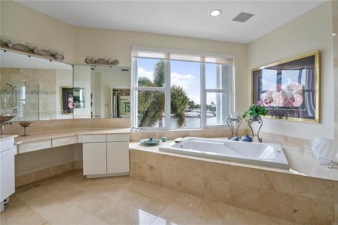 Townhouse in Aventura, Florida 5 bedrooms, 334.45 sq.m. № 1958636 - photo 22