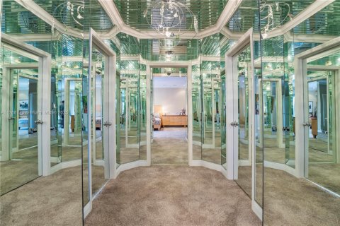 Townhouse in Aventura, Florida 5 bedrooms, 334.45 sq.m. № 1958636 - photo 16