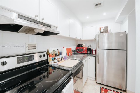 Copropriété à vendre à Miami Beach, Floride: 61.59 m2 № 1861617 - photo 9