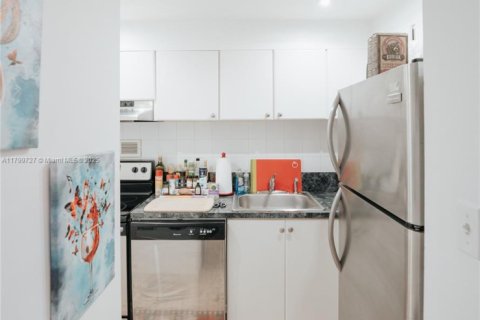 Copropriété à vendre à Miami Beach, Floride: 61.59 m2 № 1861617 - photo 11