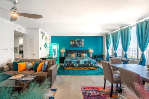 Copropriété à vendre à Miami Beach, Floride: 61.59 m2 № 1861617 - photo 2