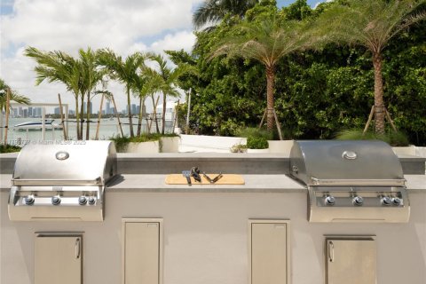 Copropriété à vendre à Miami Beach, Floride: 61.59 m2 № 1861617 - photo 23