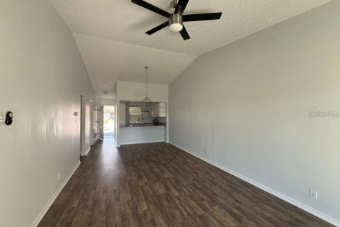 Touwnhouse à louer à Clearwater, Floride: 2 chambres, 86.86 m2 № 2421722 - photo 3