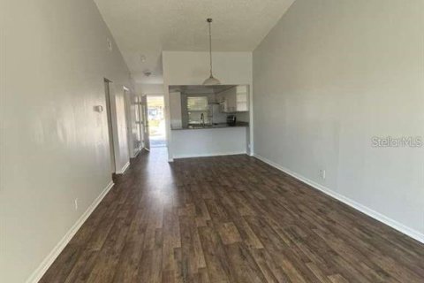 Touwnhouse à louer à Clearwater, Floride: 2 chambres, 86.86 m2 № 2421722 - photo 4