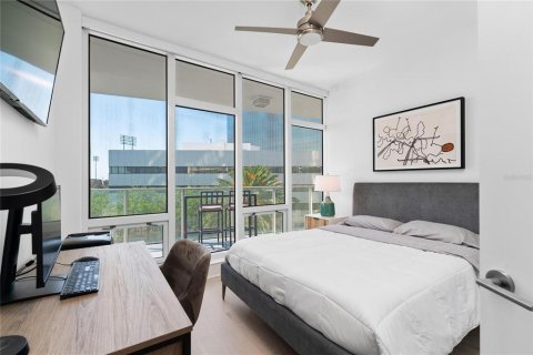 Condominio en venta en Saint Petersburg, Florida, 2 dormitorios, 111.2 m2 № 1894361 - foto 16