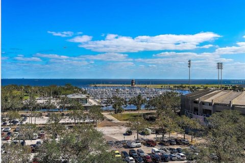 Condominio en venta en Saint Petersburg, Florida, 2 dormitorios, 111.2 m2 № 1894361 - foto 20