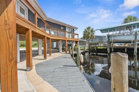 Casa en venta en Homosassa, Florida, 3 dormitorios, 172.8 m2 № 2239035 - foto 9