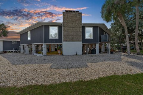 Casa en venta en Homosassa, Florida, 3 dormitorios, 172.8 m2 № 2239035 - foto 3