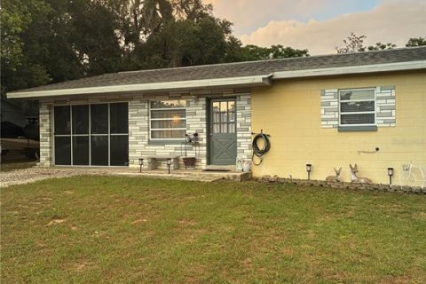 House in Eustis, Florida 2 bedrooms, 75.44 sq.m. № 2236622 - photo 3