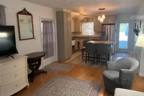 House in Eustis, Florida 2 bedrooms, 75.44 sq.m. № 2236622 - photo 4